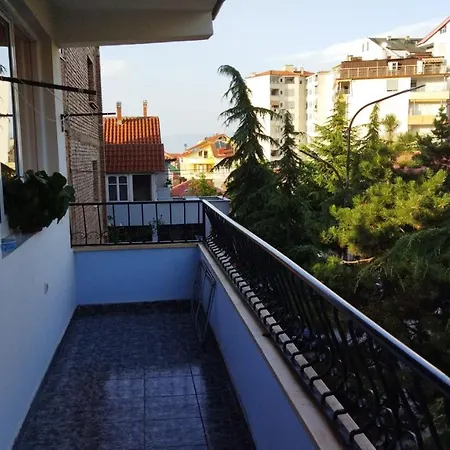 Levi Apartment *