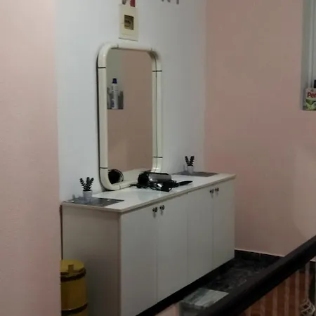 Levi Apartment Pogradec
