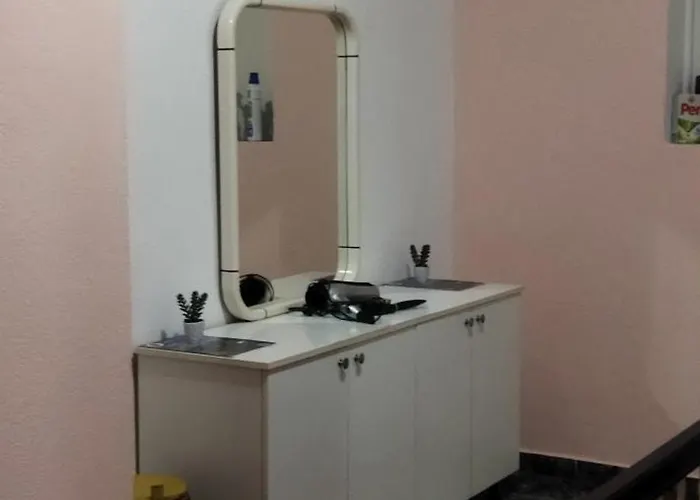 Levi Lejlighed Pogradec